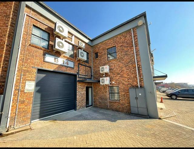 INDUSTRIAL PROPERTY TO RENT IN HENNOPSPARK